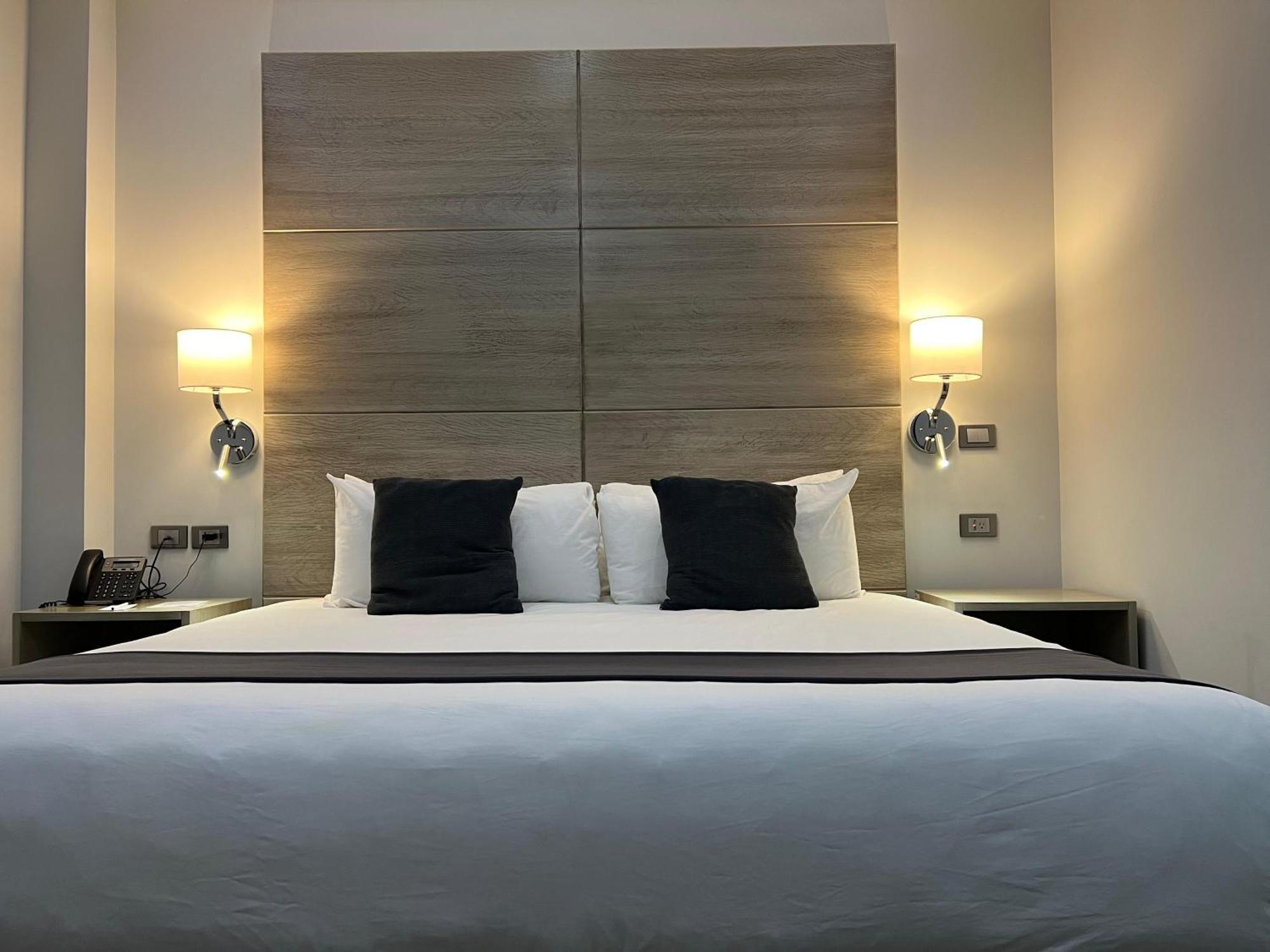Hotel Gralta Jalostotitlan Kültér fotó